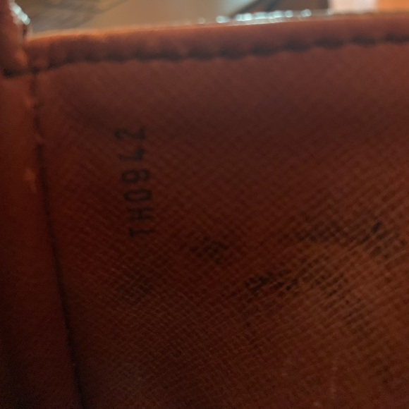 Louis Vuitton St.Cloud